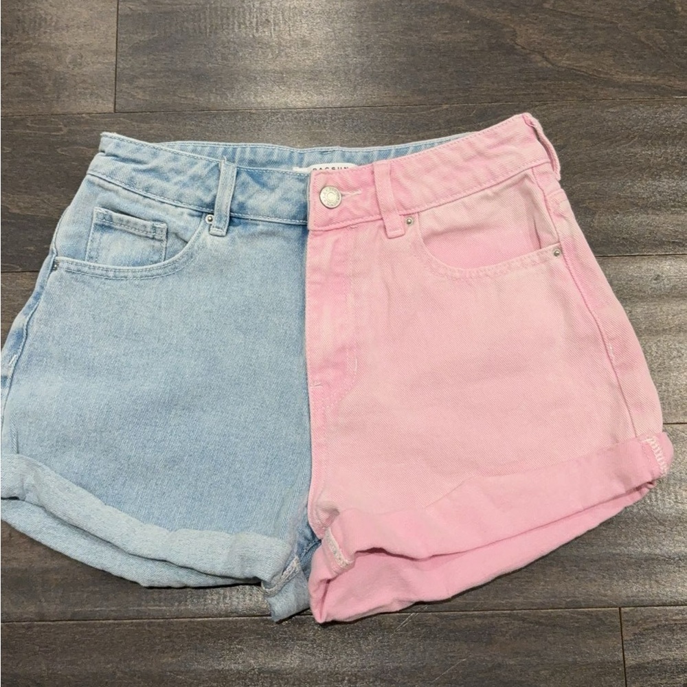 Pacsun two-toned jean shorts